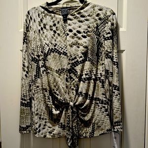 NWT Clara Sun Woo long sleeve pullover top with tie in front Size XL/16